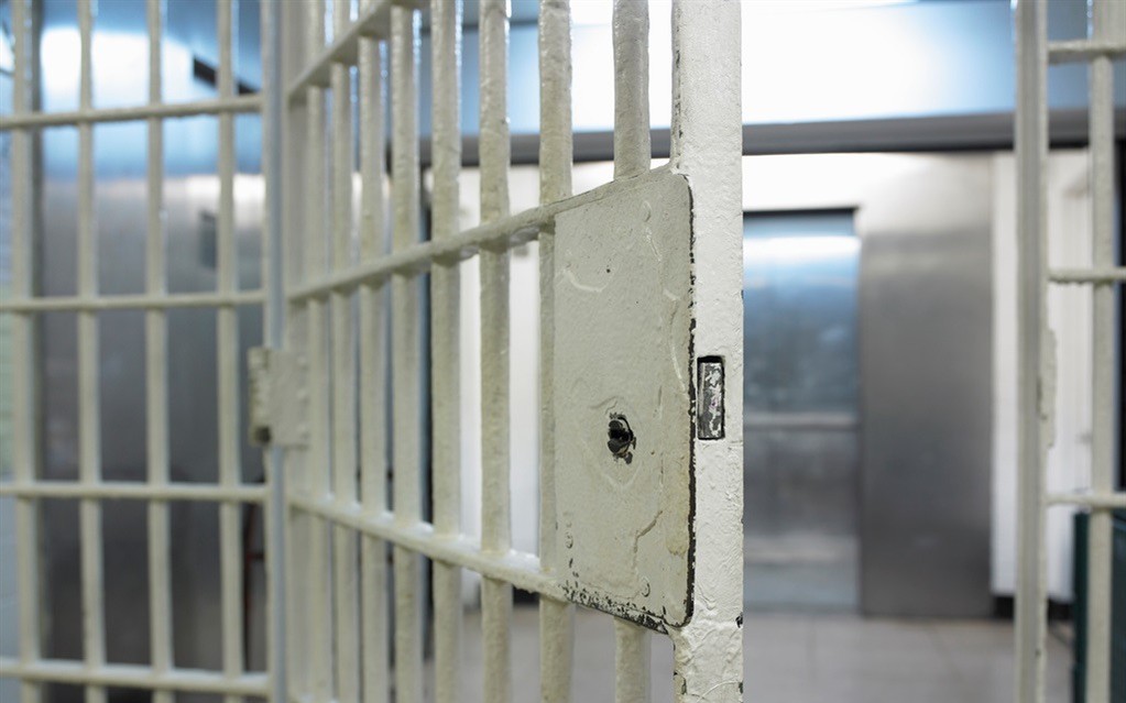 News24's tweet image. Teen sentenced to 68 years behind bars for Cape shooting spree

ow.ly/B2fl50KOVpE