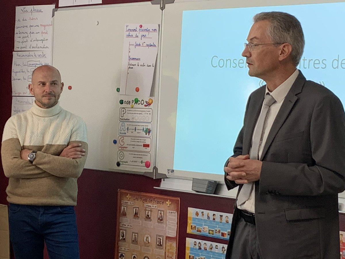 Conseil de cycle 1 du REP E.Vaillant. Beaucoup d’enthousiasme et de propositions d’actions pour créer du lien entre les élèves et les enseignants dans le cadre du projet de réseau. Coopérer pour la réussite de tous. 👍<a href="/jeremyharrison6/">Jeremy Harrison</a> <a href="/mathias955/">Mathias BERNARD</a> <a href="/dsden18/">DSDEN du Cher - Académie d'Orléans-Tours</a>