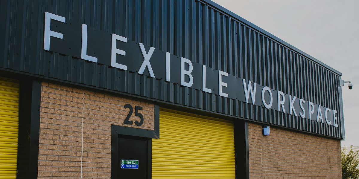 Some fantastic light industrial #workspaces available at our brilliant #Dundee @CoVaultUK facility! 😁 Less than 5 minutes from the Kingsway, these facilities are in high demand, so reserve yours now at covaultworkspace.com/book-a-tour/ 💛🖤 #businessowner #smallbusiness