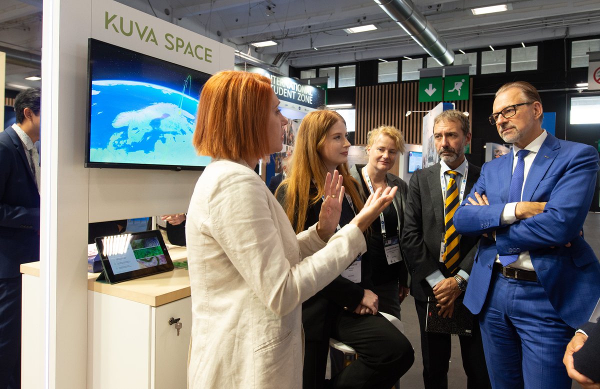 Kuva Space (@kuvaspace) on Twitter photo Kuva Space team introduced the world's most extensive #hyperspectral #nanosatellite #constellation and advanced applications to <a href="/AschbacherJosef/">Josef Aschbacher</a>, Director General ESA, and his team at #IAC22 #climatechange Kuva Space team introduced the world's most extensive #hyperspectral #nanosatellite #constellation and advanced applications to <a href="/AschbacherJosef/">Josef Aschbacher</a>, Director General ESA, and his team at #IAC22 #climatechange