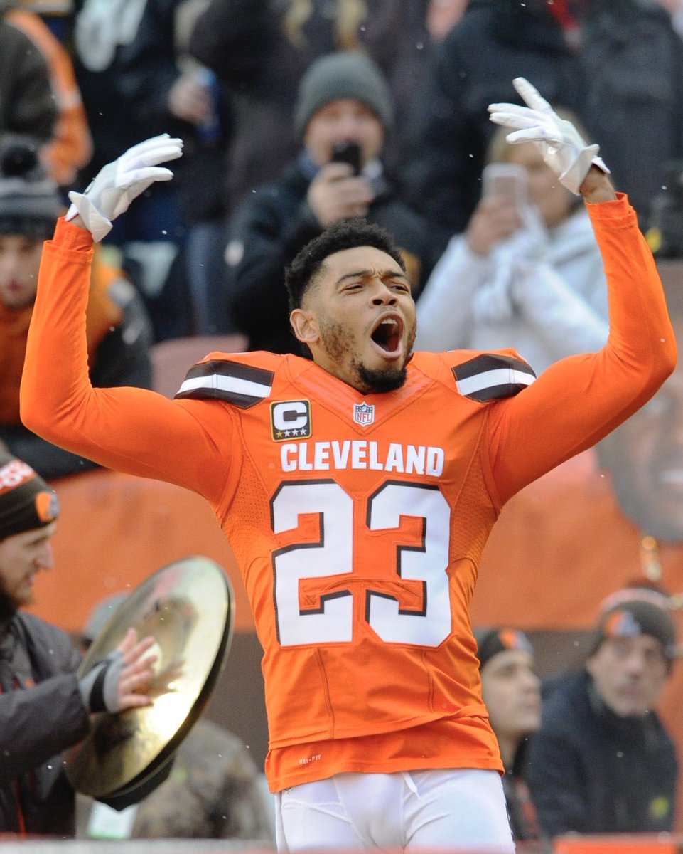 Former Pittsburgh and Cleveland cornerback Joe Haden is retiring and will sign a one-day contract to retire as a Brown, per sources. His agent, <a href="/DrewJRosenhaus/">Drew Rosenhaus</a> , confirmed his client’s decision.