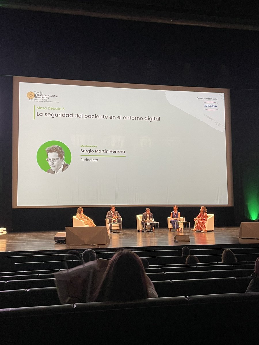 laboticadetete's tweet photo. Comienza la mesa sobre la seguridad del paciente en el entorno digital
#cnf22 #farmadivulga https://t.co/UO3tttZ0fU