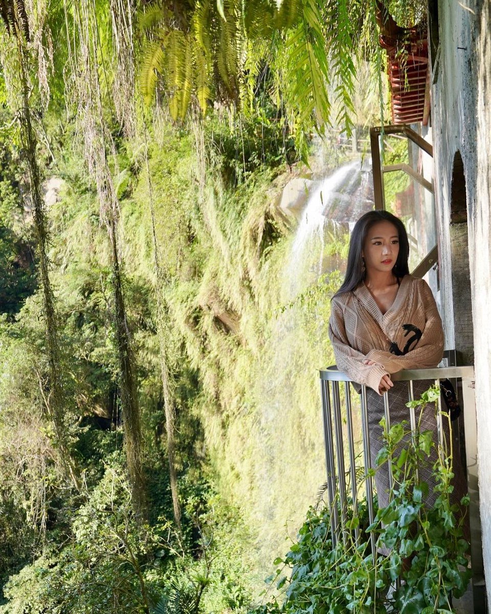 Time will not disappoint people. Don't forget the beginner's attitude. From this day on, try to be a lovely person. Don't envy or blame anyone. On the way, enjoy your own scenery and welcome your happiness.