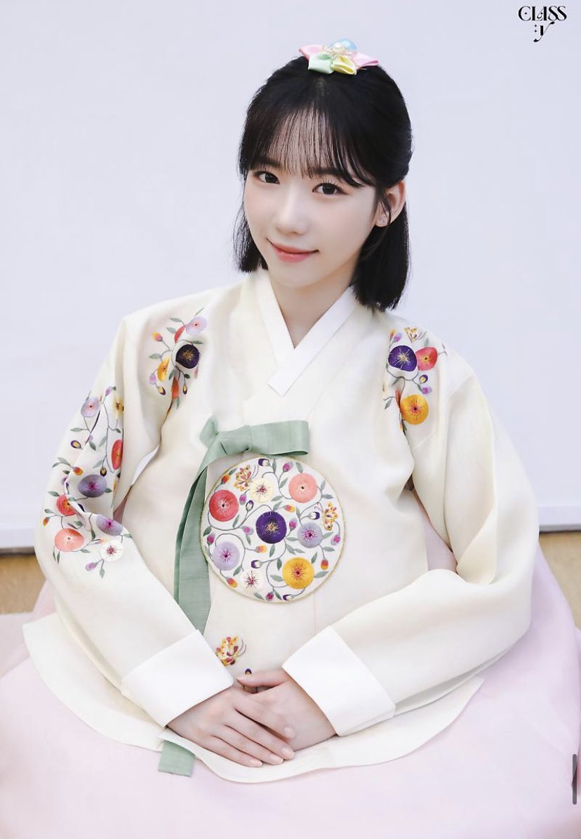 ArabHyeju's tweet photo. — https://t.co/o8wuyIVqn9