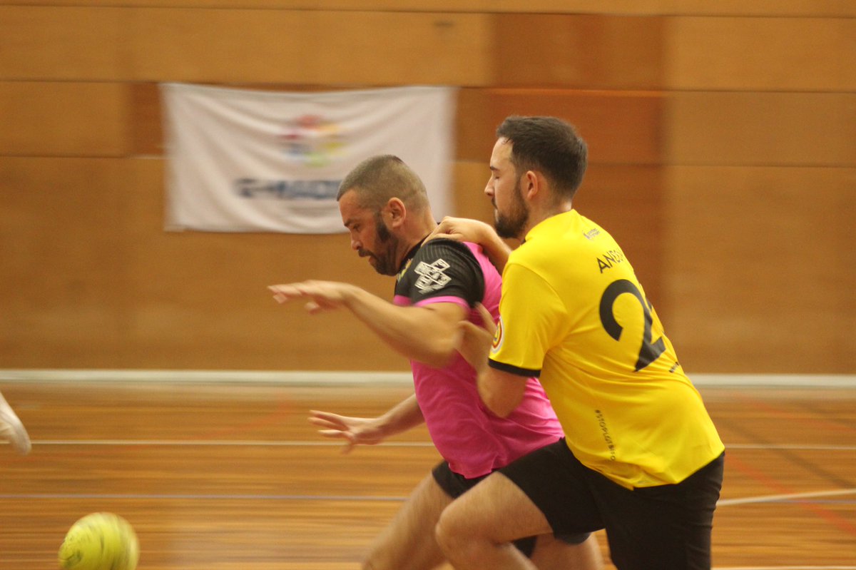 andohernan's tweet photo. Unas fotitos del sábado #Panteresports2022 #HandbolPanteres 🤾🏼🔥💛 https://t.co/vZ1N5dWZ5F