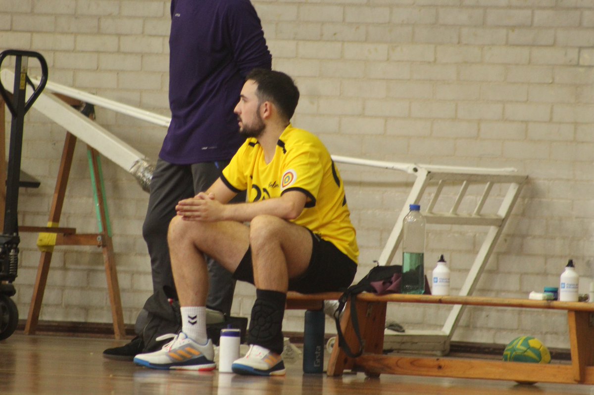 andohernan's tweet photo. Unas fotitos del sábado #Panteresports2022 #HandbolPanteres 🤾🏼🔥💛 https://t.co/vZ1N5dWZ5F