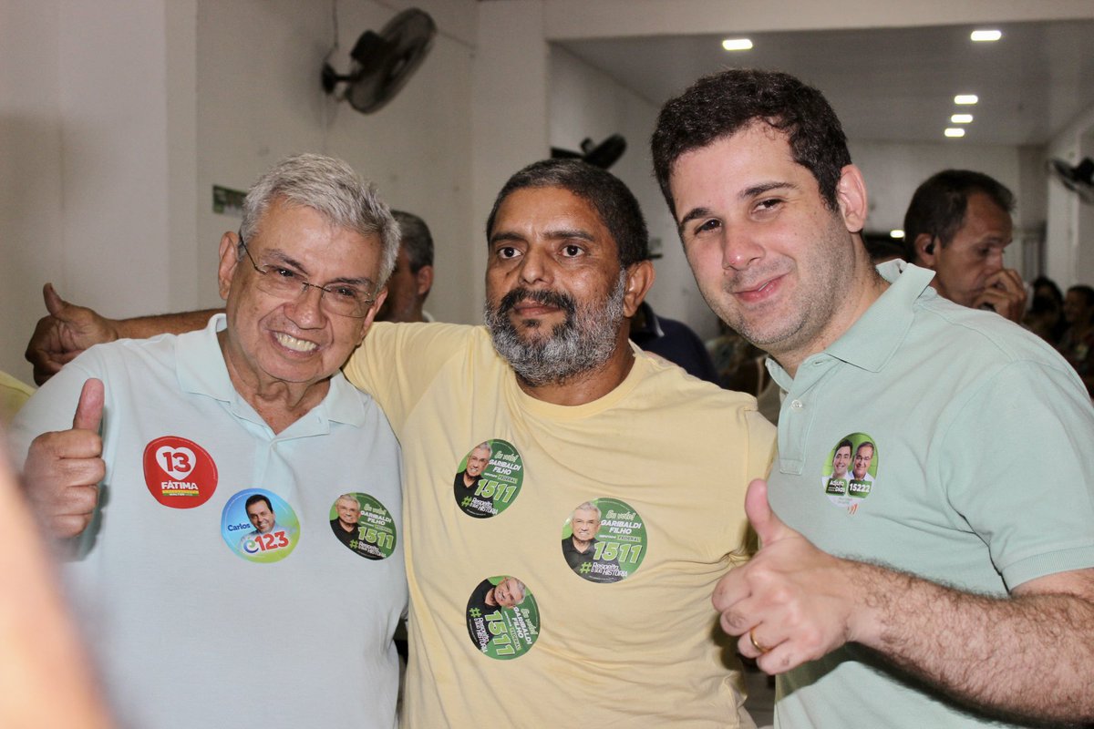 garibaldifilho's tweet photo. Obrigado e vamos juntos votar em @fatimabezerra e @walteralvesrn para o governo, Carlos Eduardo para senador e @LulaOficial nosso presidente!💚
1️⃣5️⃣1️⃣1️⃣✅
#RespeitaASuaHistoria #GariFederal #GaribaldiFilho #RioGrandeDoNorte #ToComGari #GariTaON #MDB #MDBrn #BACURAU https://t.co/8Sj1ijcKwo