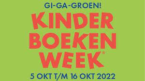 Gi-ga-Groenmars. Kinderen van de Pr. Bernhardschool Velp lopen de Gi-ga-Groenmars na de opening op 5 oktober van de Kinderboekenweek 2022. We zijn heel erg benieuwd wie het groenste idee heeft! Doe je mee? Kijk snel voor meer info op: bit.ly/3Bw3zG8