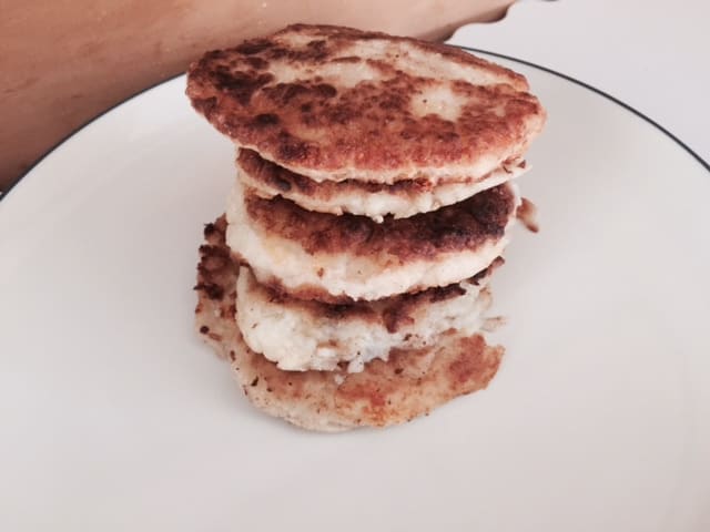 Here we have a vintage 1988 SHORT STACK from FOOD