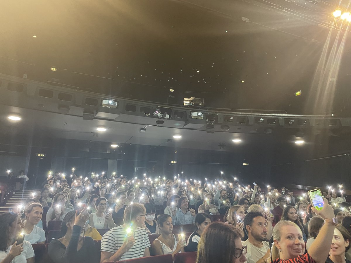 LSE_PBS's tweet photo. "Look around the room, you will get to know the people here, work with them and - we hope - remain life-long friends." - today we welcomed everyone across our programmes to the Department of Psychological and Behavioural Science! #partofLSE https://t.co/PGlpRsZd2z