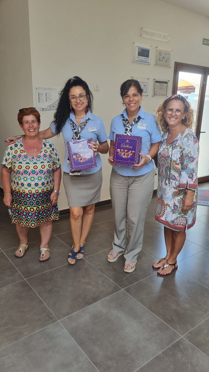 Laura_RC (@laura_rctf) on Twitter photo Thank you to our lovely guest for such a nice & sweet present. #RoyalTenerifeCountryClub <a href="/Marialuisagarec/">Maria Luisa GA</a> @TaniaSanxenxo <a href="/NoemiSeco_12/">Noemi Seco</a> <a href="/Milacompi/">Mila Soto</a> <a href="/Oscar3637483977/">Ăscar Socas</a> <a href="/JuanjoTenerif/">Juanjo</a> <a href="/Amorgreeneyes/">MerlynAmor</a> Thank you to our lovely guest for such a nice & sweet present. #RoyalTenerifeCountryClub <a href="/Marialuisagarec/">Maria Luisa GA</a> @TaniaSanxenxo <a href="/NoemiSeco_12/">Noemi Seco</a> <a href="/Milacompi/">Mila Soto</a> <a href="/Oscar3637483977/">Ăscar Socas</a> <a href="/JuanjoTenerif/">Juanjo</a> <a href="/Amorgreeneyes/">MerlynAmor</a>