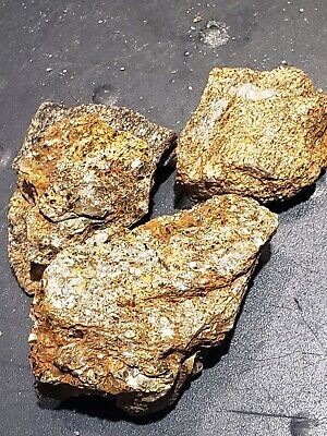 Justin04065478's tweet photo. 45 GRAM of 95% METAL ORE,GOLD, PALLADIUM, PLATINUM  GROUP, SILVER, RHODIUM  &amp;💎 , selling cheaper than price because we own several mines. Read details inside,  very good deal. Will help with money if in bind or amazing show pieces. 
https://t.co/J6vBMmKeoR https://t.co/K5d5HzfbKQ