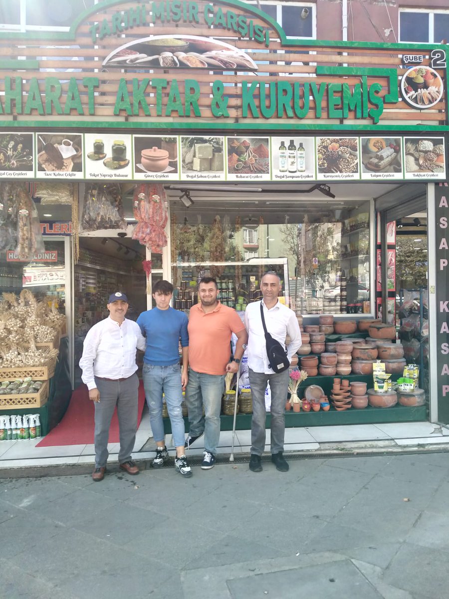 Sancaktepe Ampute olarak Sancaktepe esnafını ziyaret edip takımımızı tanıtmaya devam ederiyoruz. 

Yenidoğan da bulunan "Tarihi Mısır Çarşısı Baharatçı/Kuruyemiş" bize verdiği destekten dolayı teşekkür ediyoruz.