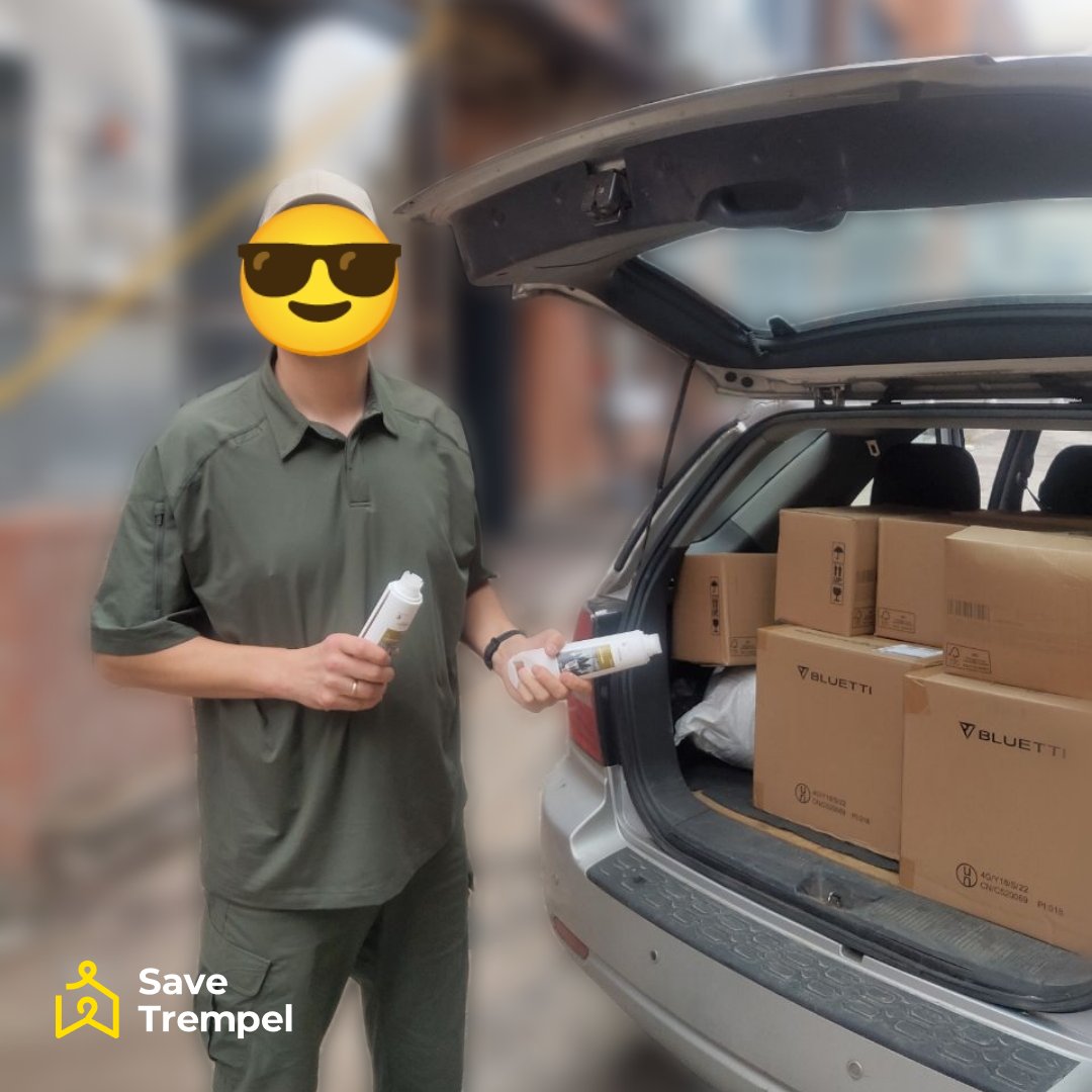 SaveTrempel's tweet photo. Important purchases for important people 🤌🏻

Special thanks to HOTEL-LINK for donating 6 boxes of shampoo for the defenders! Hygiene is important, we are human after all. 

And a special thanks to Quantum, who donated 3 monitors for our fighters to work efficiently 😏 https://t.co/3ioa309qNZ
