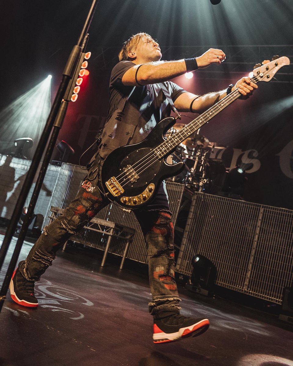 Three Days Grace tweet media