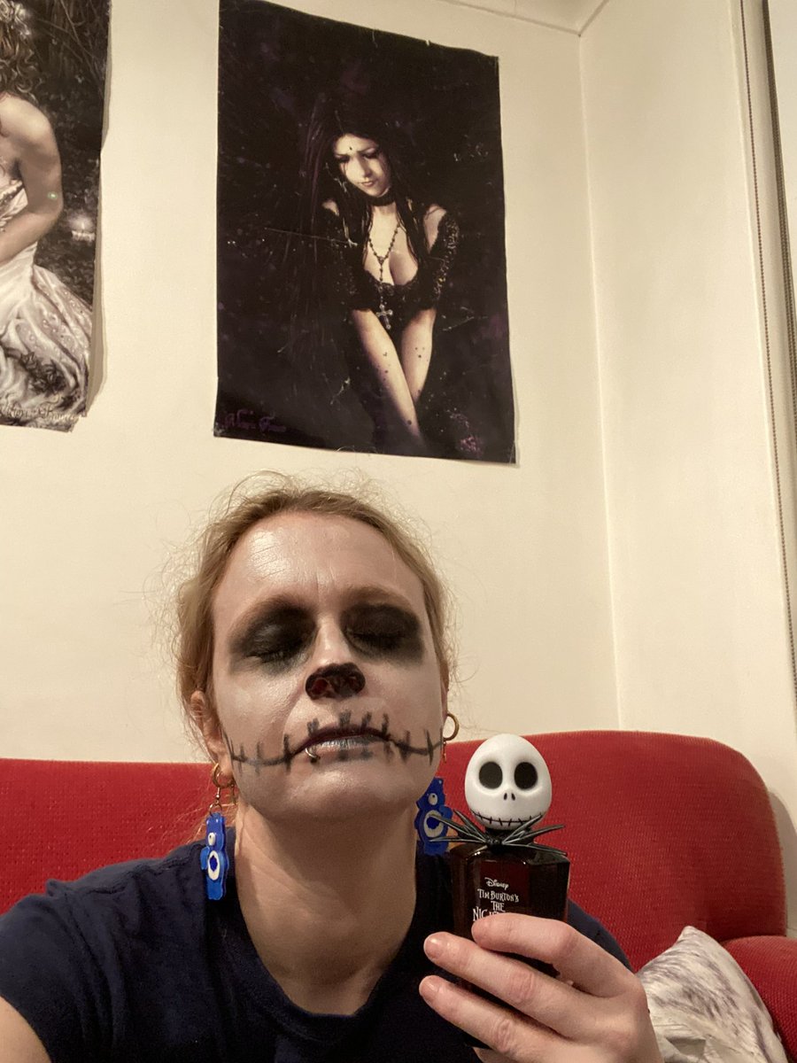 gilliansxgirl's tweet photo. #beserkwardrobechallenge2022day21 #popcultureday #nightmarebeforechristmas #liptember #womensmentalhealth #donatelinkbelow #Beetlejuice #carebears Again not claiming any great makeup skills lol. https://t.co/HDc6SizLAC