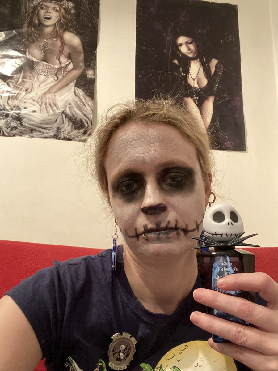 gilliansxgirl's tweet photo. #beserkwardrobechallenge2022day21 #popcultureday #nightmarebeforechristmas #liptember #womensmentalhealth #donatelinkbelow #Beetlejuice #carebears Again not claiming any great makeup skills lol. https://t.co/HDc6SizLAC