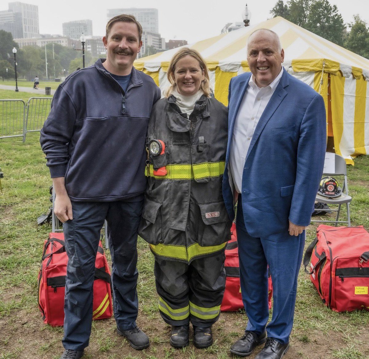 ErinforBoston's tweet photo. Hanging with the Presidents!
#fireops #bfdpresident #councilpresident #actionnotjustwords #bospoli https://t.co/WFQKFSU5pU