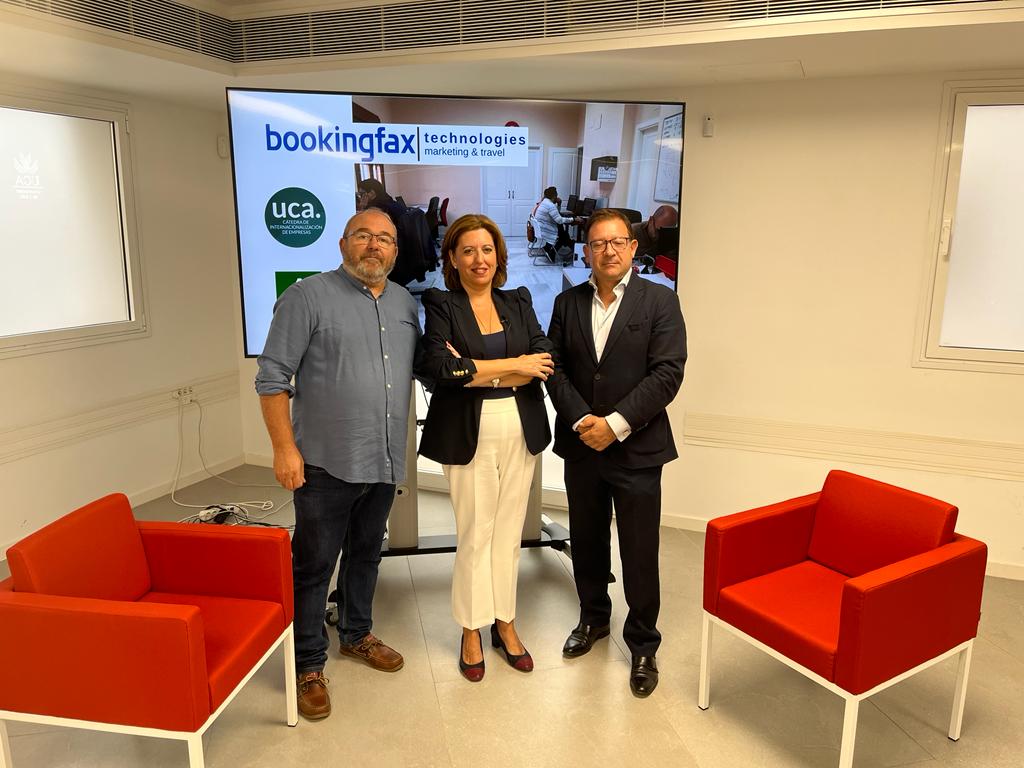 🎥🎞¡Seguimos con las entrevistas de Casos de Éxito en la Internacionalización!
En esta ocasión, junto a la profesora titular de Marketing de la Universidad de Cádiz, María Teresa Fernández Allés, hemos entrevistado <a href="/damienlabrunie/">damien labrunie</a> 
#BuceoConciencia y <a href="/bookingfax/">Bookingfax</a>.