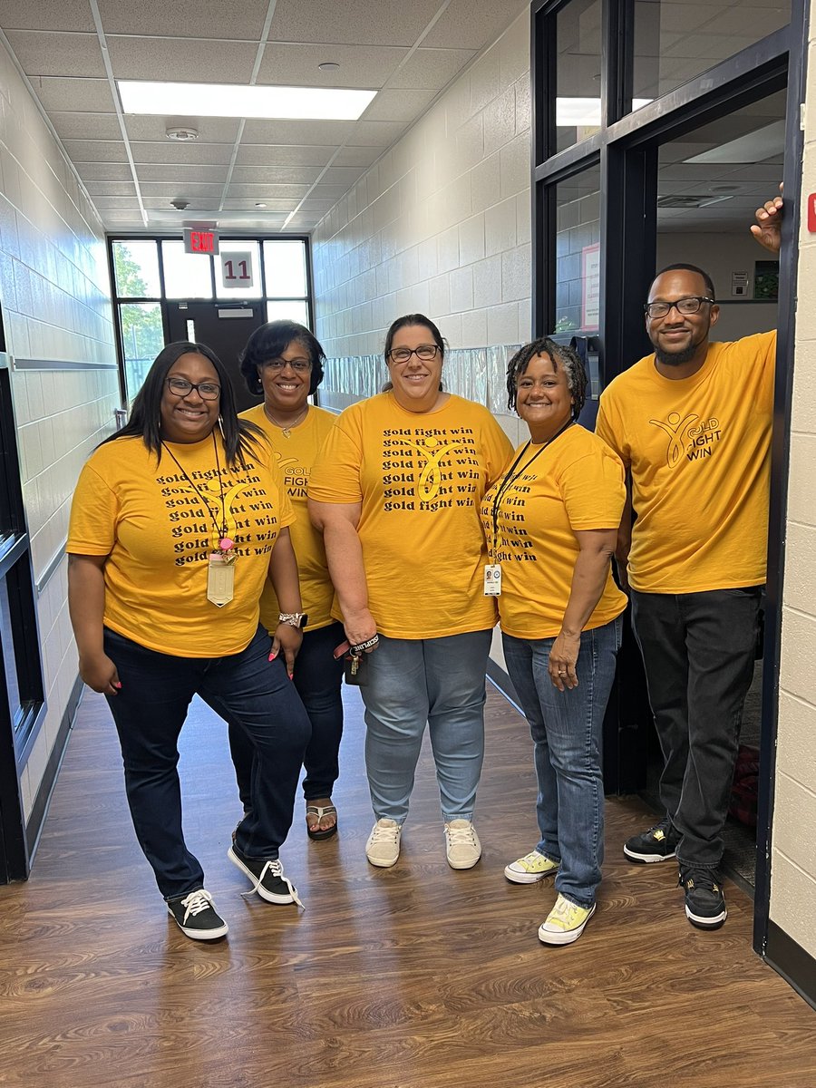 FifthGrade_FCE tweet media