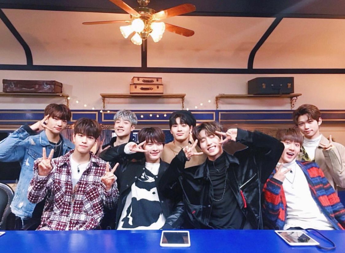 CH4NSC0LL4R_'s tweet photo. Stray Kids’ first Instagram post 😌 https://t.co/28rbSkIAud