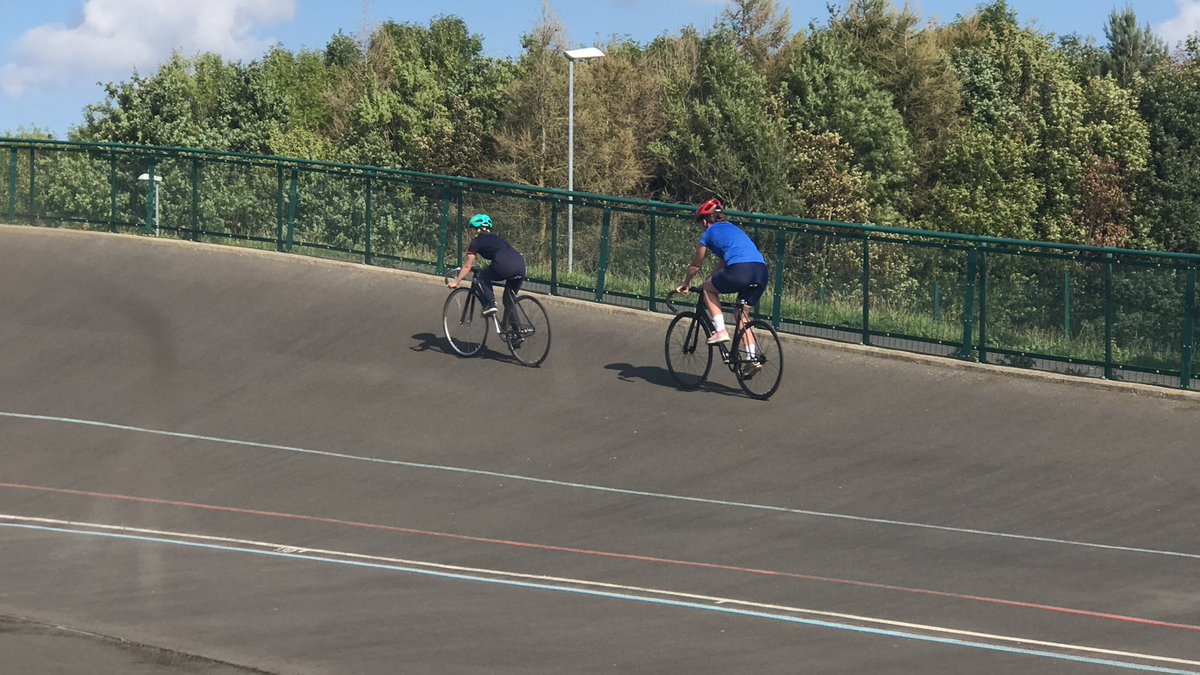 ConyersPE's tweet photo. Velodrome visit #PEstars #progress #learning https://t.co/Ly930jtNJ5