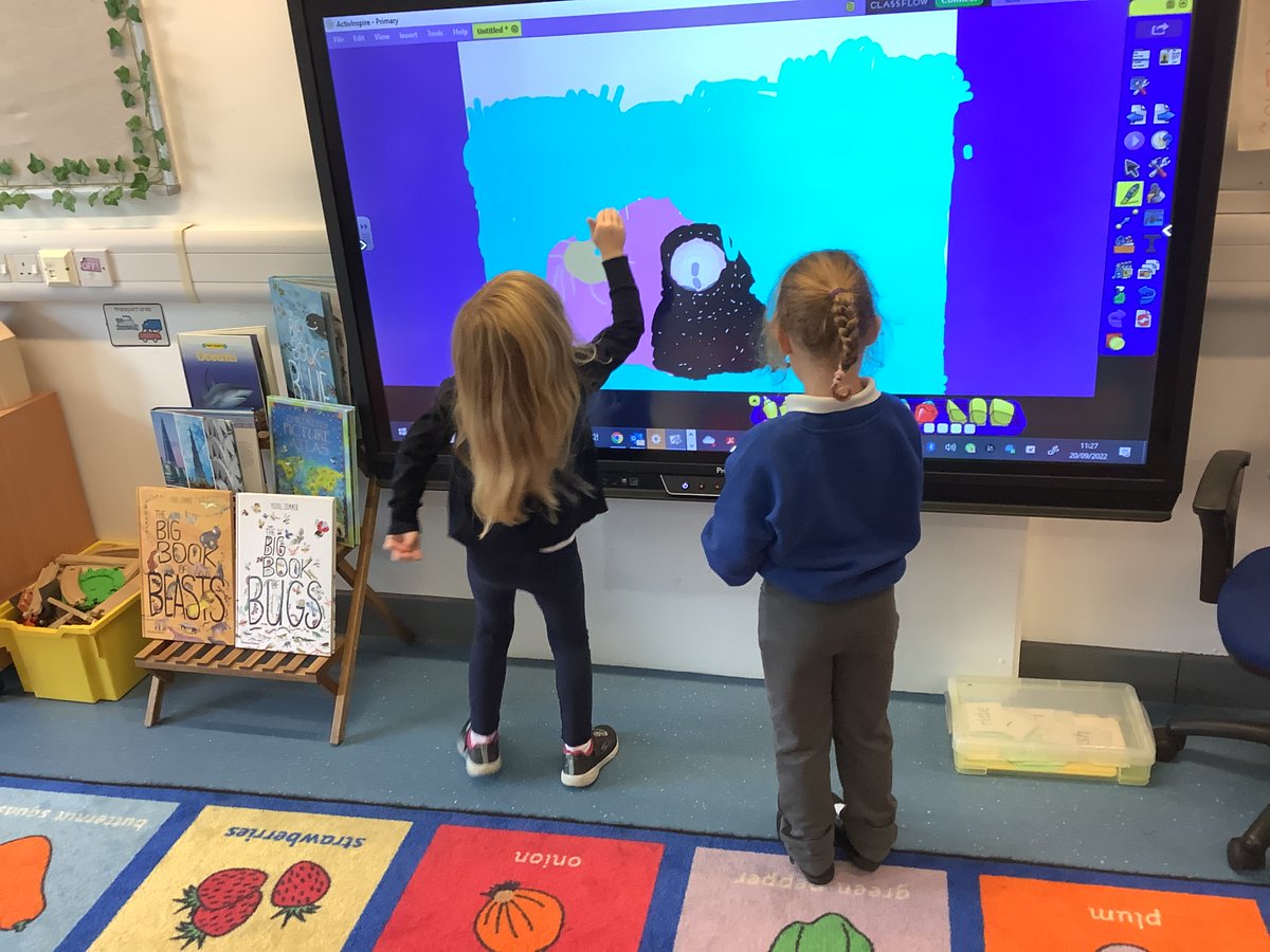 bpsclassof2029's tweet photo. Look at all our lovely play in P1/2, drawing sunsets, pretending to be babies, doing homework, counting our money #playingislearning
#learningisplaying https://t.co/FQUV35RbXP