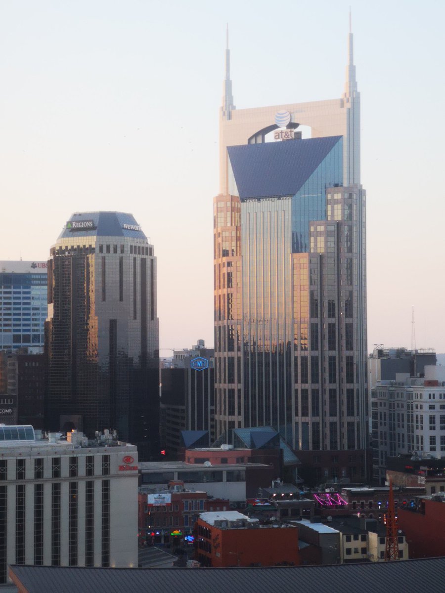 christiecmp's tweet photo. The #battower room with a view @OmniHotels #nashville https://t.co/aYn9Eyvezc