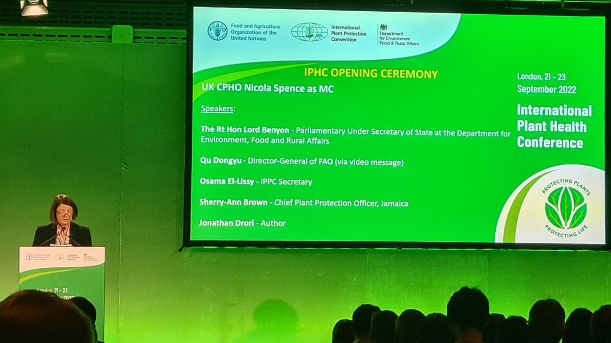 "Plant health is fundamental to everything that is on your plate" 
- Prof Nicola Spence, UK Chief Plant Health Officer, at International #PlantHealthConference in London. <a href="/ippcnews/">IPPC | International Plant Protection Convention</a> #PlantHealth