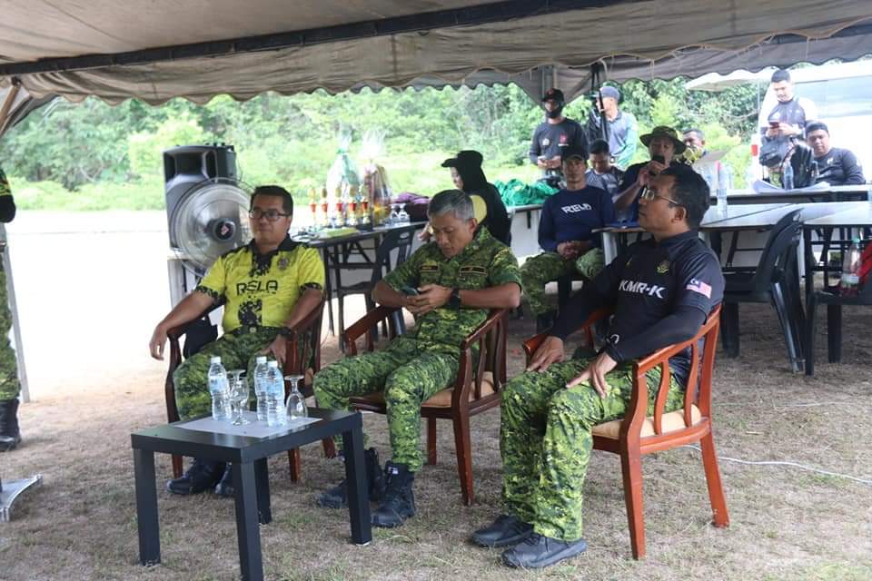 relamalaysia's tweet photo. 21 Sept 2022 | Rabu :

𝗠𝗔𝗝𝗟𝗜𝗦 𝗣𝗘𝗥𝗔𝗦𝗠𝗜𝗔𝗡 𝗣𝗘𝗡𝗨𝗧𝗨𝗣𝗔𝗡 𝗞𝗨𝗥𝗦𝗨𝗦 𝗣𝗘𝗥𝗨𝗡𝗗𝗔𝗡𝗚𝗔𝗡 𝗗𝗔𝗡 𝗣𝗘𝗡𝗚𝗨𝗥𝗨𝗦𝗔𝗡 𝗦𝗘𝗡𝗝𝗔𝗧𝗔 𝗔𝗣𝗜 𝗣𝗘𝗚𝗔𝗪𝗔𝗜 𝗥𝗘𝗟𝗔 𝗧𝗔𝗛𝗨𝗡 𝟮𝟬𝟮𝟮

#SetiaBerbakti #JubliEmasRELA #KeselamatanTanggungjawabBersama https://t.co/QS0C0EnJtf