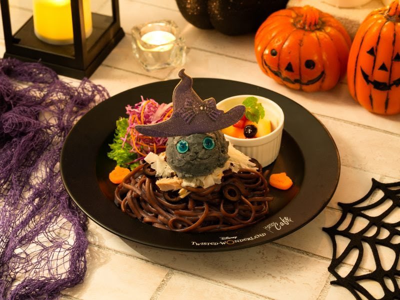 YuuRei20's tweet photo. The Twst Cafes are back for their 3rd run starting from October 7th, and this time the theme is Halloween!

The four cafes will offer Grim’s soy cream sauce pasta, a ghost burger with tofu tartar sauce, jack o’ lantern soy meat keema curry and NRC waffle-style pancakes. https://t.co/lg4oCar3yN