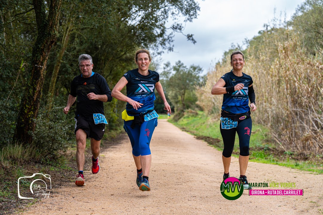 ¡IMPARABLES!

La fuerza del runner... no sabemos bien de dónde nace, pero nos dura más que la hipoteca (o no...)