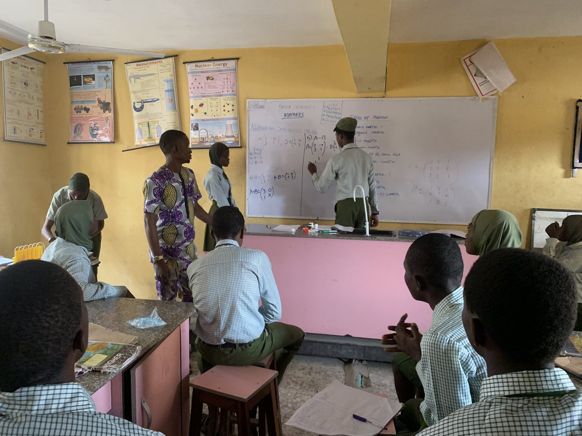 Mathsclinic00's tweet photo. Group presentation by SS3A Nawair-Ud-DEEN Senior High School, Ebute-Metta, Lagos 

Topic: Matrices

#matrices #Mathematics #mathematicsclinic #mathsclinic https://t.co/ZPckatHe6e