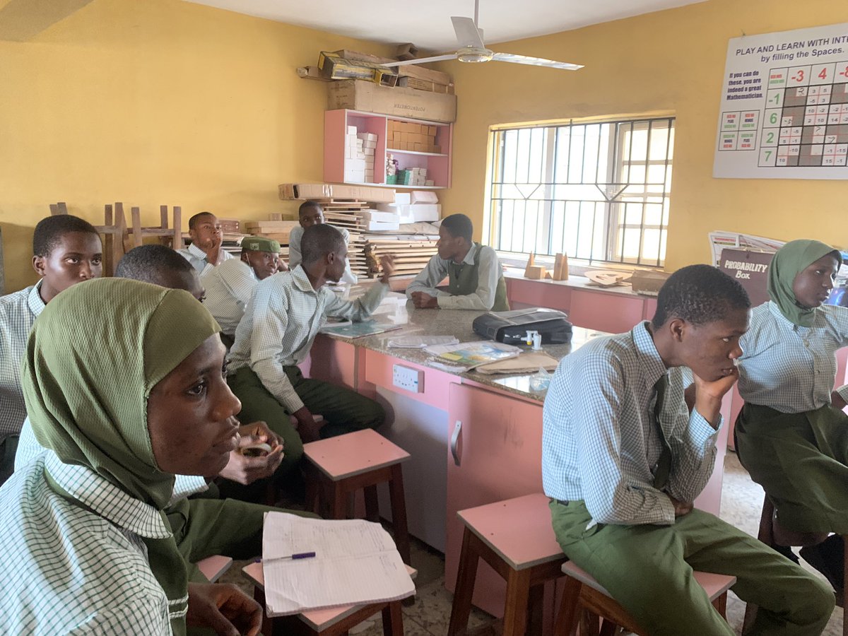 Mathsclinic00's tweet photo. Group presentation by SS3A Nawair-Ud-DEEN Senior High School, Ebute-Metta, Lagos 

Topic: Matrices

#matrices #Mathematics #mathematicsclinic #mathsclinic https://t.co/ZPckatHe6e