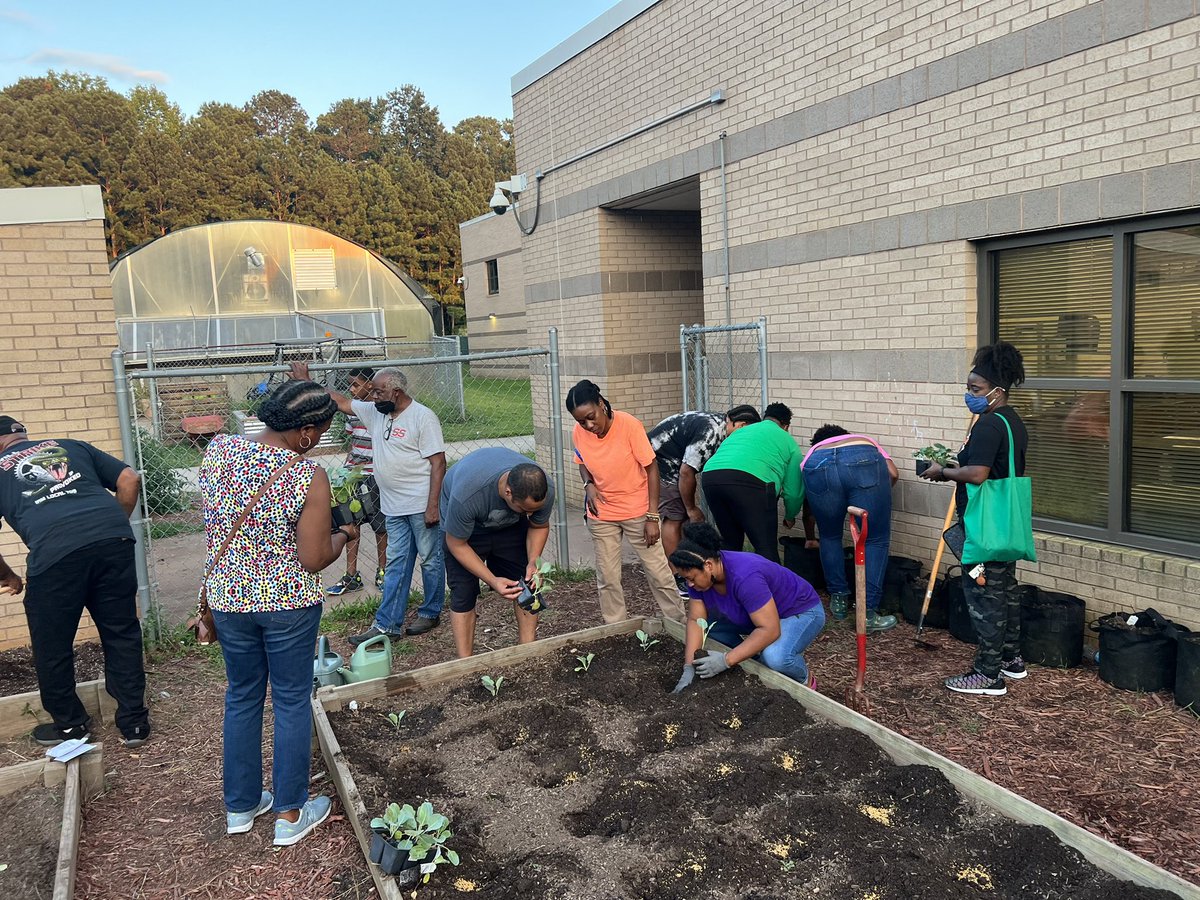 Traves Hyman tweet media