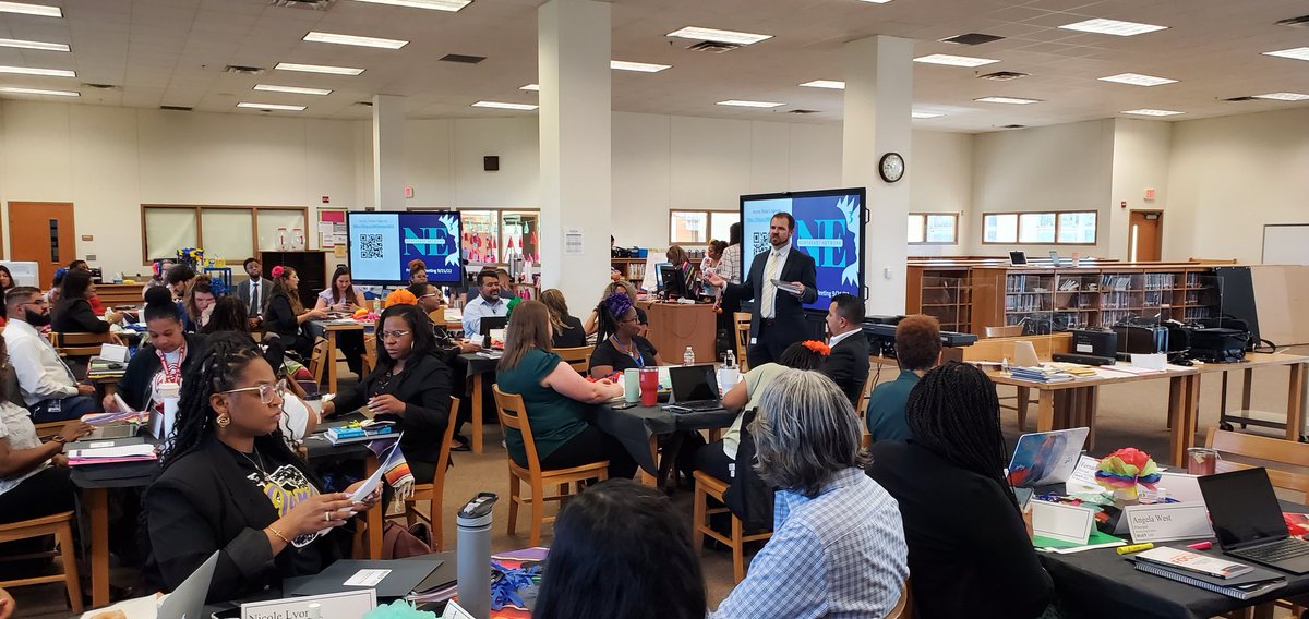 NoelleDHall's tweet photo. The amazing Principals of the Northest Network engaging in a collaborative day of learning and leading. @AfL_Dallas @ILCsDallasISD @LEAD_DallasISD @RichardKastl #dallasisd #nenetwork #principal #LeadershipDevelopment https://t.co/O1UBOHVfMt