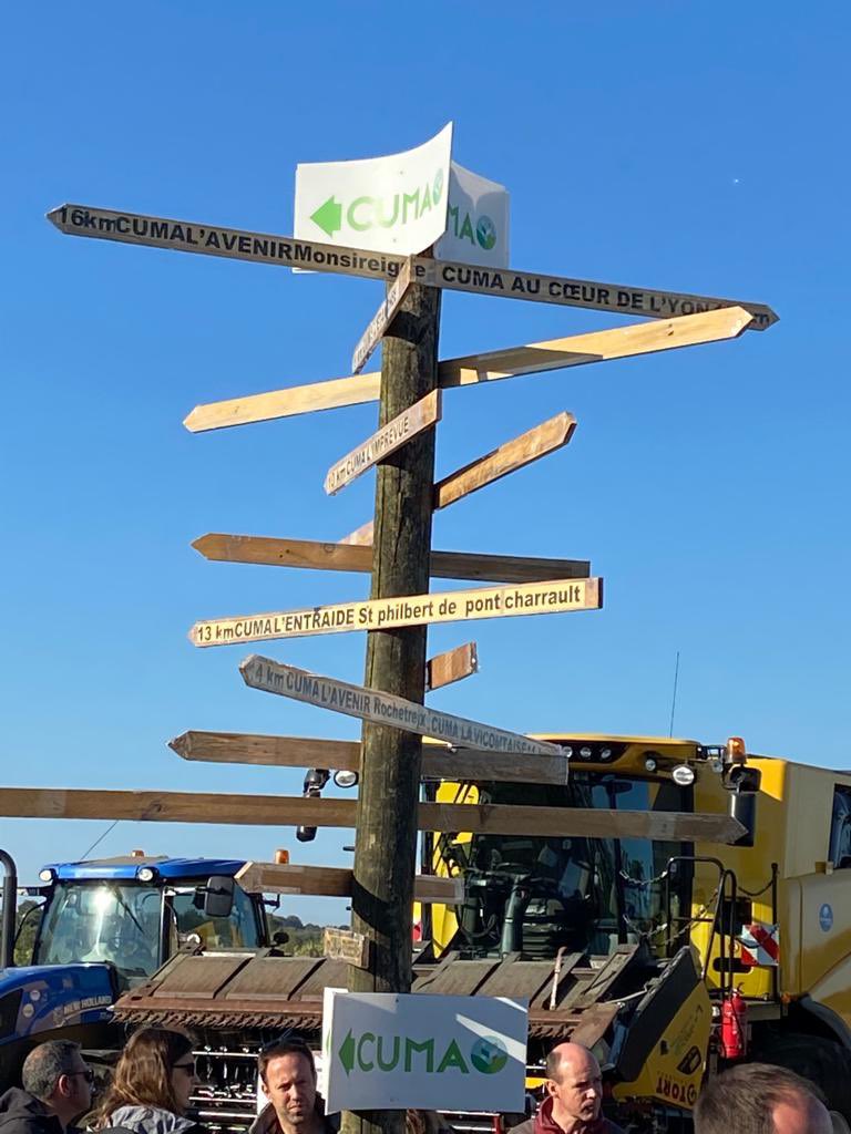 CAAtlantVendee's tweet photo. Nous sommes présents au #Mecasol au St-Martin-des-Noyers : c’est le rendez-vous à ne pas rater pour les professionnels du travail au sol 🙌
#Vendee #Agricole https://t.co/05vhuXhMMs