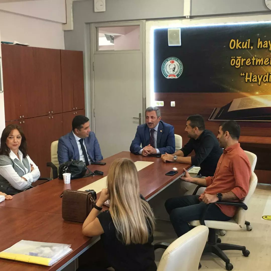 CorluMem's tweet photo. İlçe Milli Eğitim Müdürü Hüseyin ERDOĞAN VE Şube Müdürü Mustafa DOĞAN Furtuni ve İsak Pinhas Ortaokulunu ziyaret ettiler. @tcmeb @c_kaymakamlik @tekirdagmem @ersanulusan @hete61 https://t.co/iLn6VMqZxX