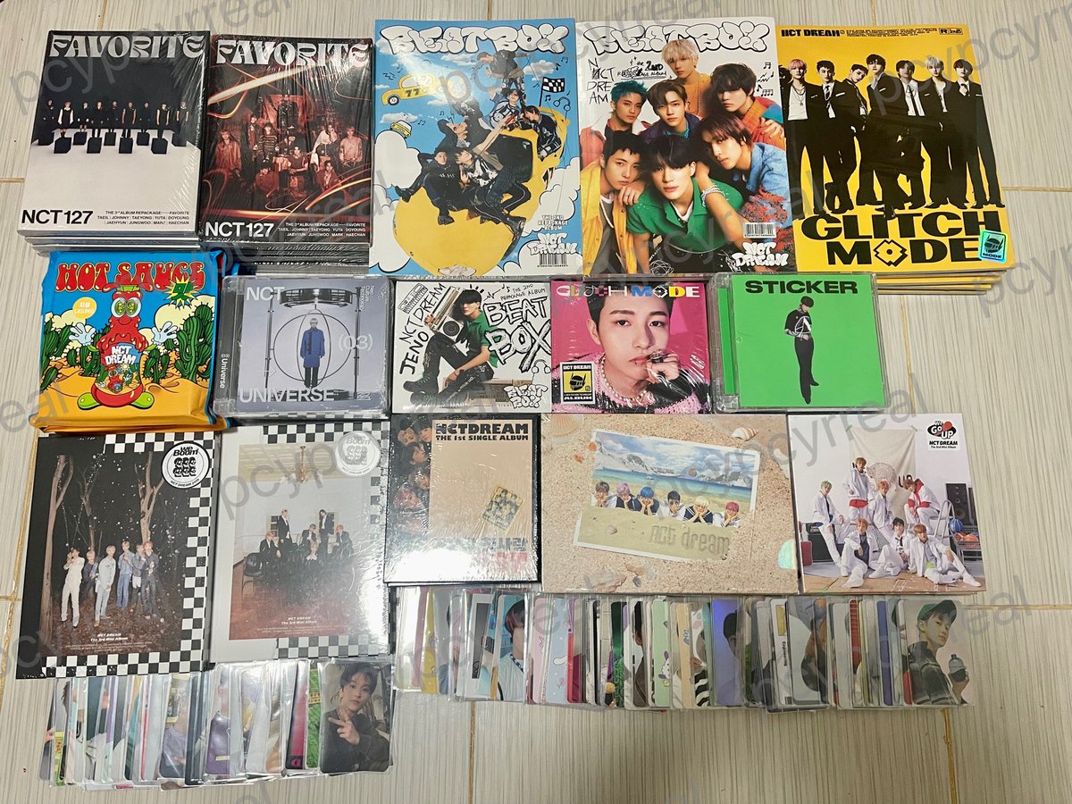 pcypcyrreal's tweet image. ฝากหน่อยค่าา กลับมาอีกแล้วรอบนี้🥹🥹 กล่องสุ่ม 200บาท (มีแต่ของNCT) ทุกกล่องค่ะ ของตามในรูปเลยคับ เยอะมาก ทั้งบั้ม (ไม่แกะซีล) กู้ดส์ การ์ด ลงฟอร์มวันนี้ 2ทุ่มครึ่งคับ🥹 #ตลาดนัดnct #ตลาดนัดnct127 #ตลาดนัดnctdream #ตลาดนัดอซท ตามหา