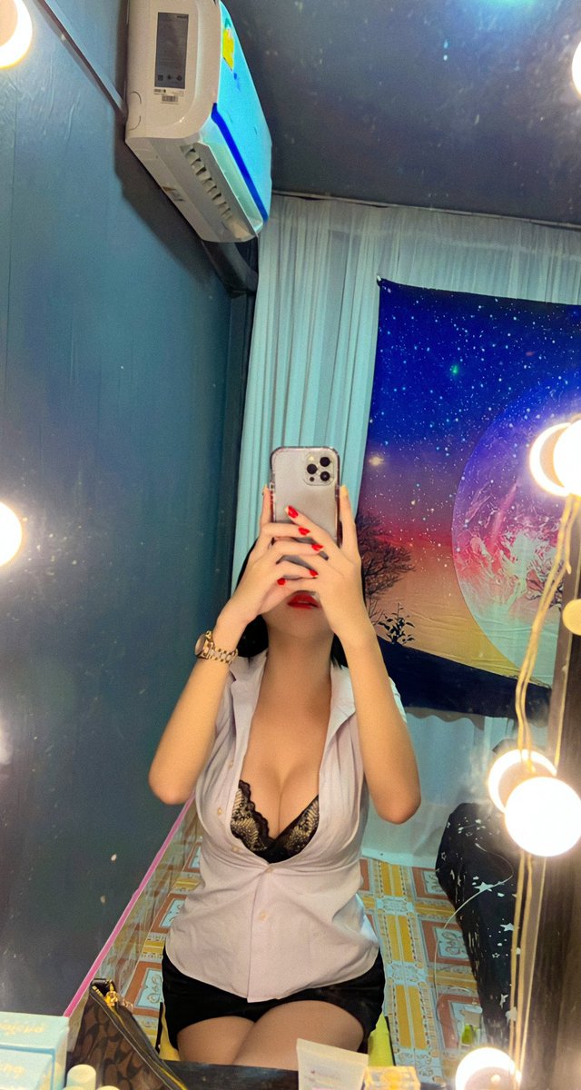 Alone🖤 tweet media