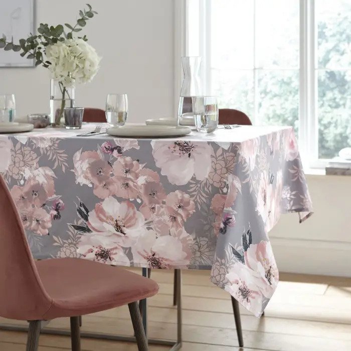 linenslimited's tweet photo. It’s International Week of Happiness at Work! 

To celebrate how happy we feel at work, we’re giving 10% off all kitchen and bath linens! Just use code HAPPY10 at checkout. 

Hurry, this offer ends at midnight on 23rd September!

https://t.co/4Jn12JfKGs https://t.co/eN1ZAzao1G