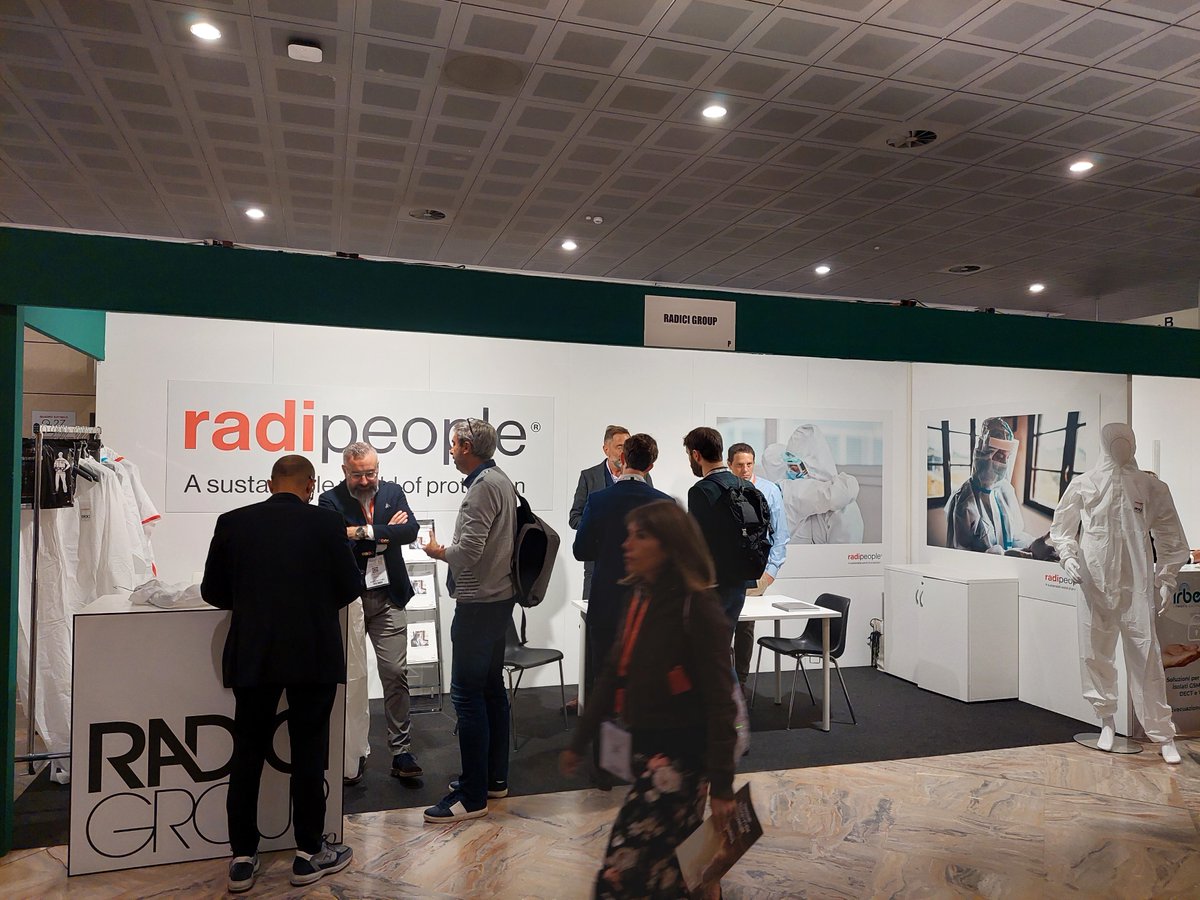 RadiciGroup's tweet photo. I DPI made in Italy di #RadiciGroup a #SafetyExpo 2022 (Stand P).
Il Gruppo partecipa alla fiera italiana dedicata alla salute e sicurezza sul lavoro: nuovi capi sostenibili certificati ISCC PLUS ampliano la gamma #radipeople.
Scopri di più: https://t.co/DNWDvWU3K0 https://t.co/1urhtRXP1x