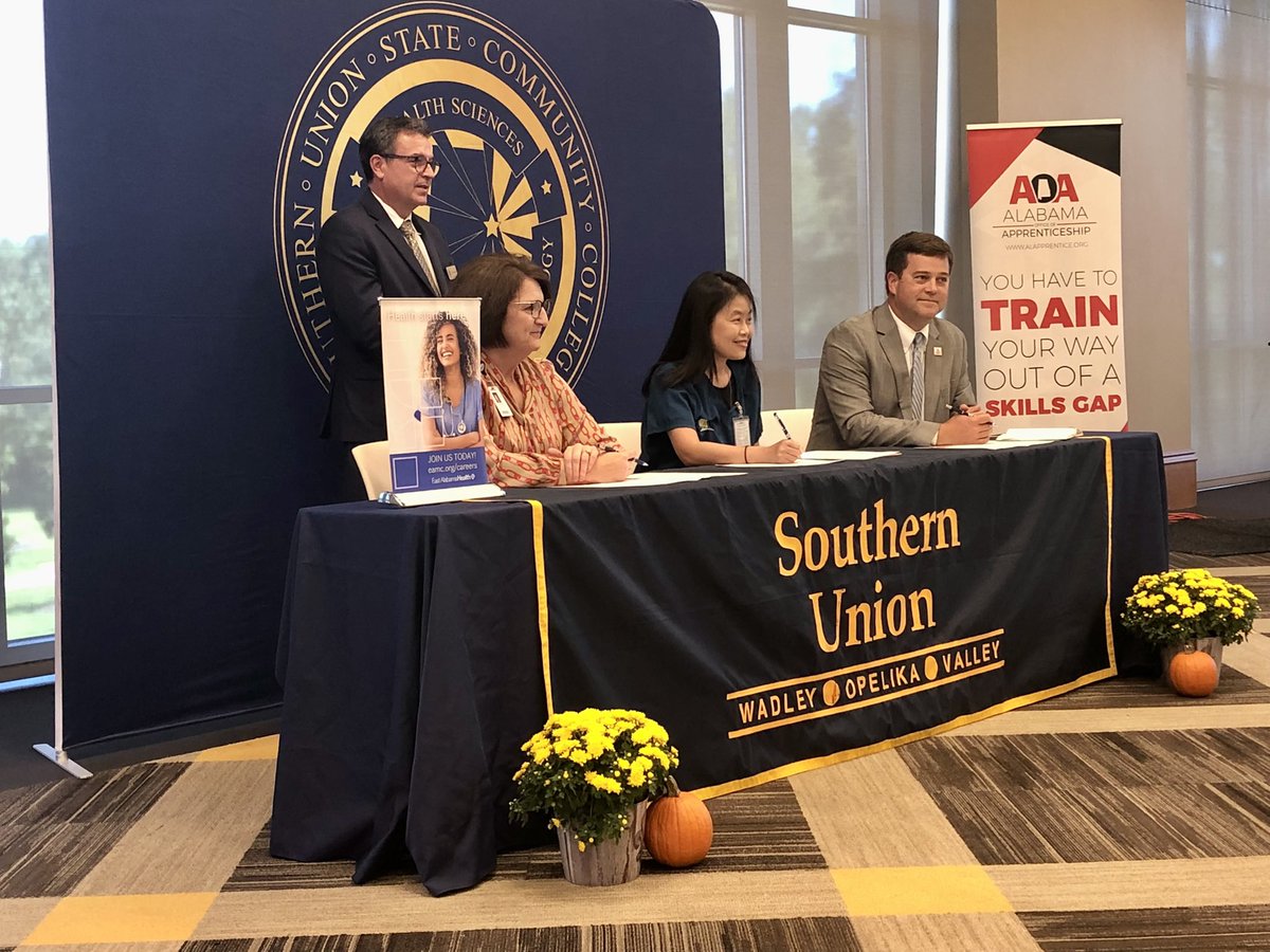 AOA_Works's tweet photo. Great news! Southern Union has added nine new #nursing #apprentices to Alabama’s workforce! @SUSCCNews @ACCS_Education @albonursing @LaneyWorks @TRobinsonWorks @MSmithWorks https://t.co/hpQi78s7EP