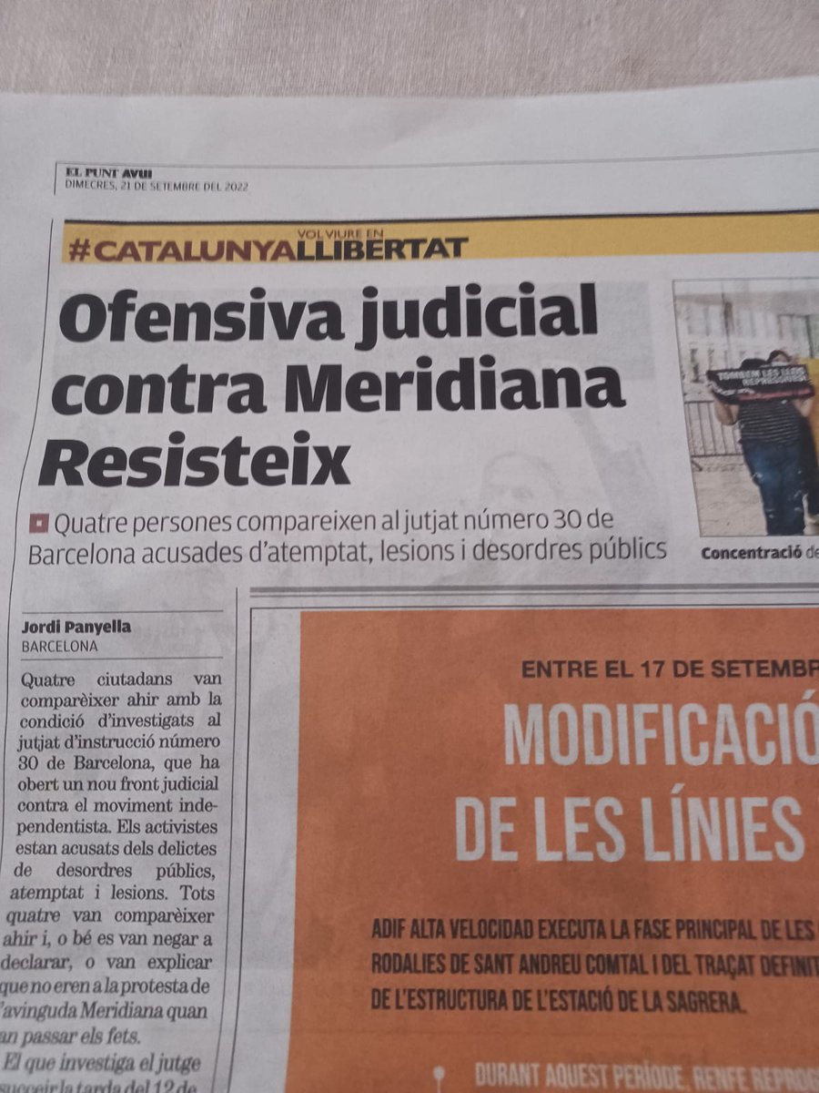 JDDCAT's tweet photo. Els @govern de la Generalitat de @Esquerra_ERC @JuntsXCat amb el suport @cupnacional perseguint i reprimint independentistes Catalans. 
Ho fan igual que #SpainIsAFascistState https://t.co/kfhHfrpkVL
