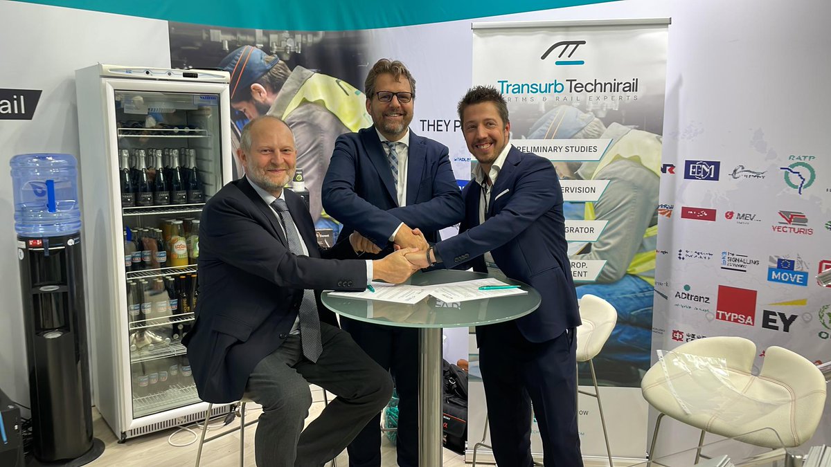 Benoit__Gilson's tweet photo. Important moment at @InnoTrans with the signing of a #MemorandumOfUnderstanding between #TUCRAIL, a subsidiary of @Infrabel_FR, and the Belgian company #TranSurb. I am convinced that by collaborating together, these companies will make our 🇧🇪 know-how more visible in the world! https://t.co/jeYjL71YYE