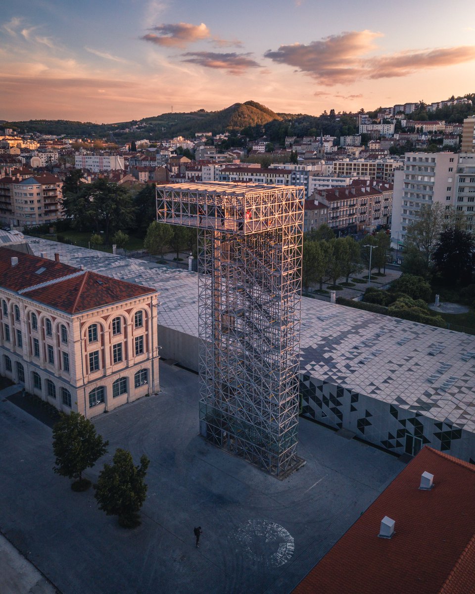 Frenchxploreur's tweet photo. La cité du Design, un leu ancré dans le passé mais tourné vers l'avenir !
#SaintEtienne #biennaledudesign https://t.co/dqDhOS9DvY