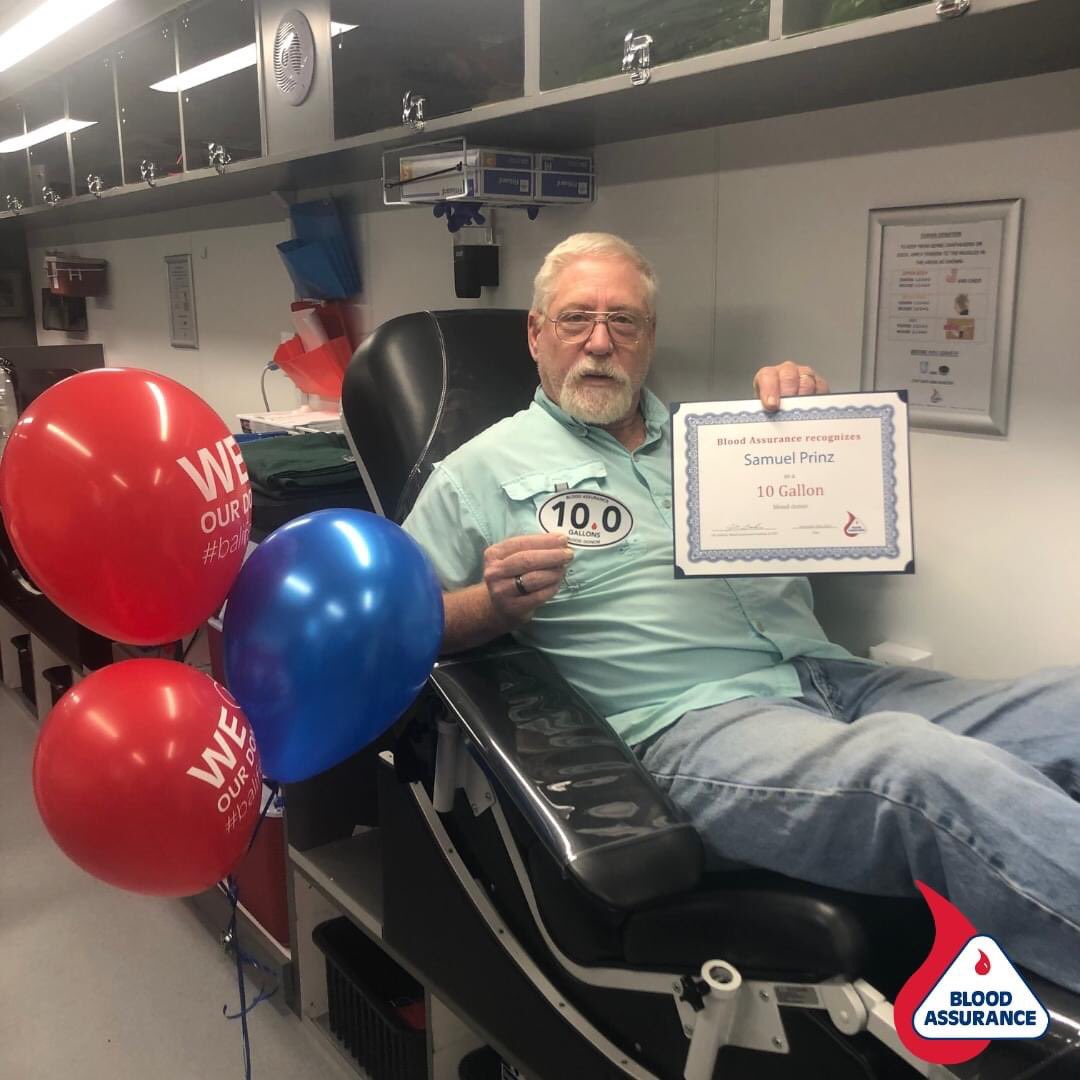 We❤️our donors! This week we congratulate Pamela for 22 gallons and Samuel for 10 gallons!🩸Thank you for being committed to saving lives in our community. Way to go guys! If you want to save lives like Pamela and Samuel, please visit bloodassurance.org/schedule 📞800-962-0628