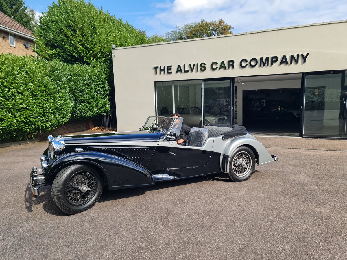 AlvisCarCompany's tweet photo. It's been a delight to welcome Charlie Thomas to the showroom for a #ContinuationSeries test drive today. 

We look forward to seeing the final piece in the @RobbReport.

#Alvis https://t.co/Tfy3Sa7aJO