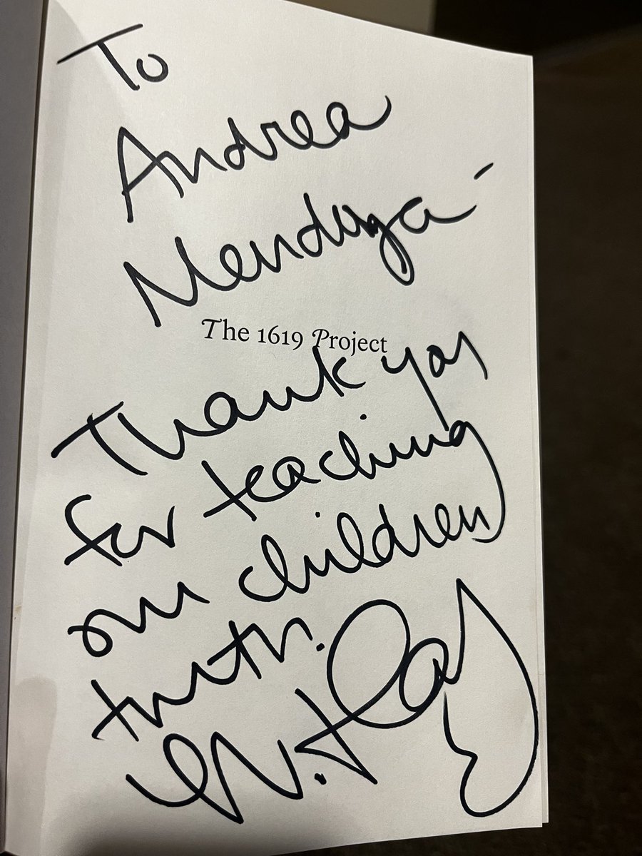 AndreaRelator's tweet image. A powerful talk by @nhannahjones last night hosted by @LibFriendsARL  Thinking about the importance of how we dig into multiple perspectives and narratives for a more accurate view of history and why it is vital to participating in a democratic republic