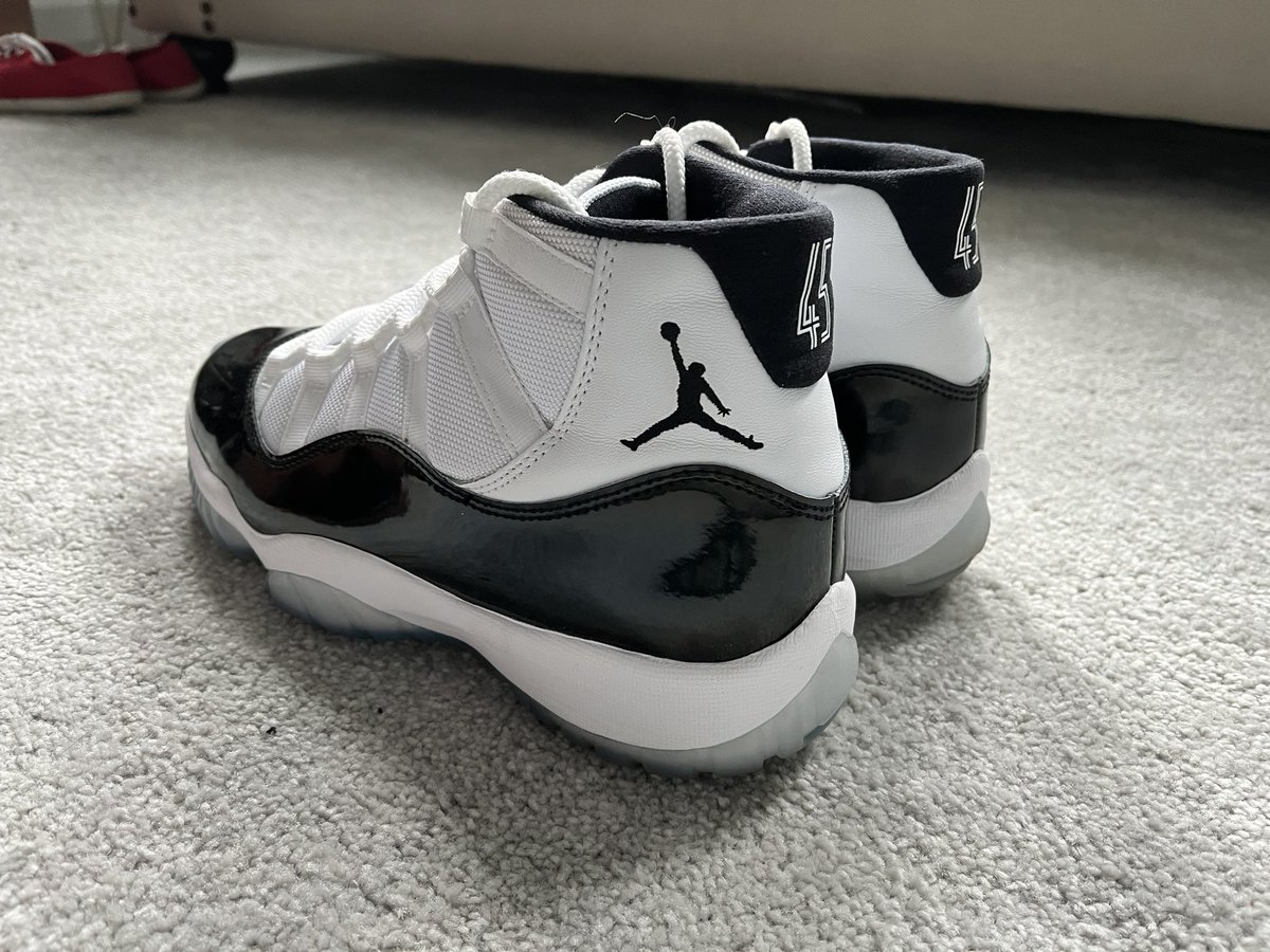 JNTE's tweet photo. For sale 
DMV Meet Ups
Size 8.5 Mens https://t.co/lAMWZGKMFV